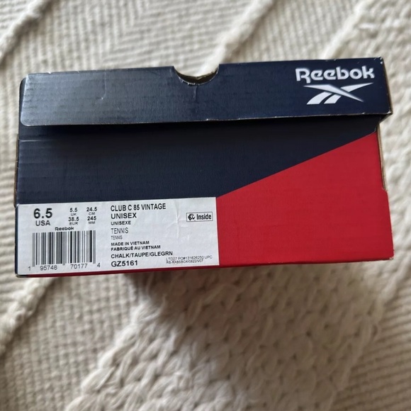 Unisex Size 6.5 - Reebok Club C 85 Vintage Chalk Taupe - Picture 3 of 5